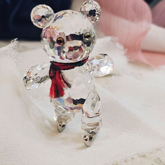 Swarovski Crystal Kris Bear On Skates - Picture 2 of 13